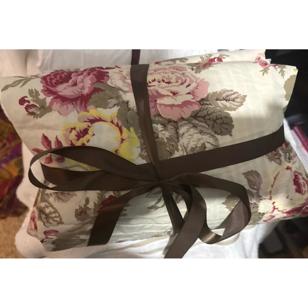 Pottery Barn Rosalie Reversible Floral Duvet Cover + Bed Skirt Full/Queen 84x84